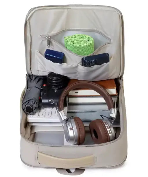 Beige Handbagage med många fack Mochilino