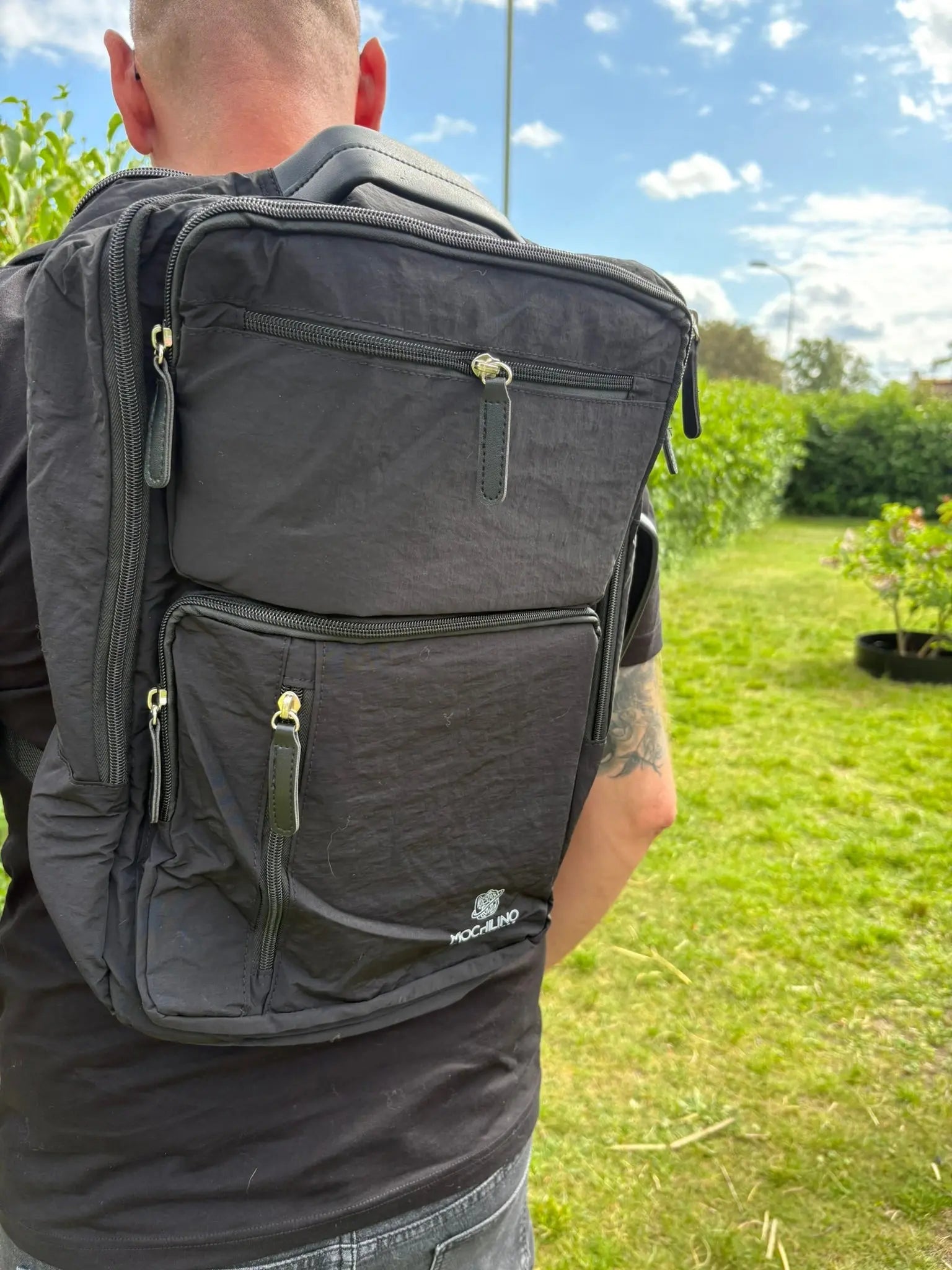Beige Handbagage med många fack Mochilino